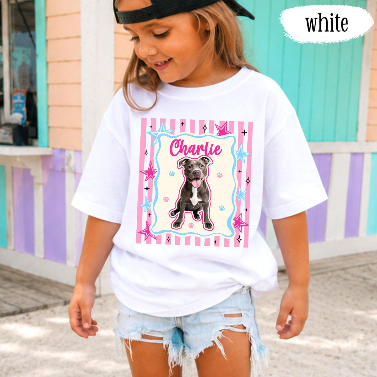 Checker Frame Pet Portrait Tee – image 7