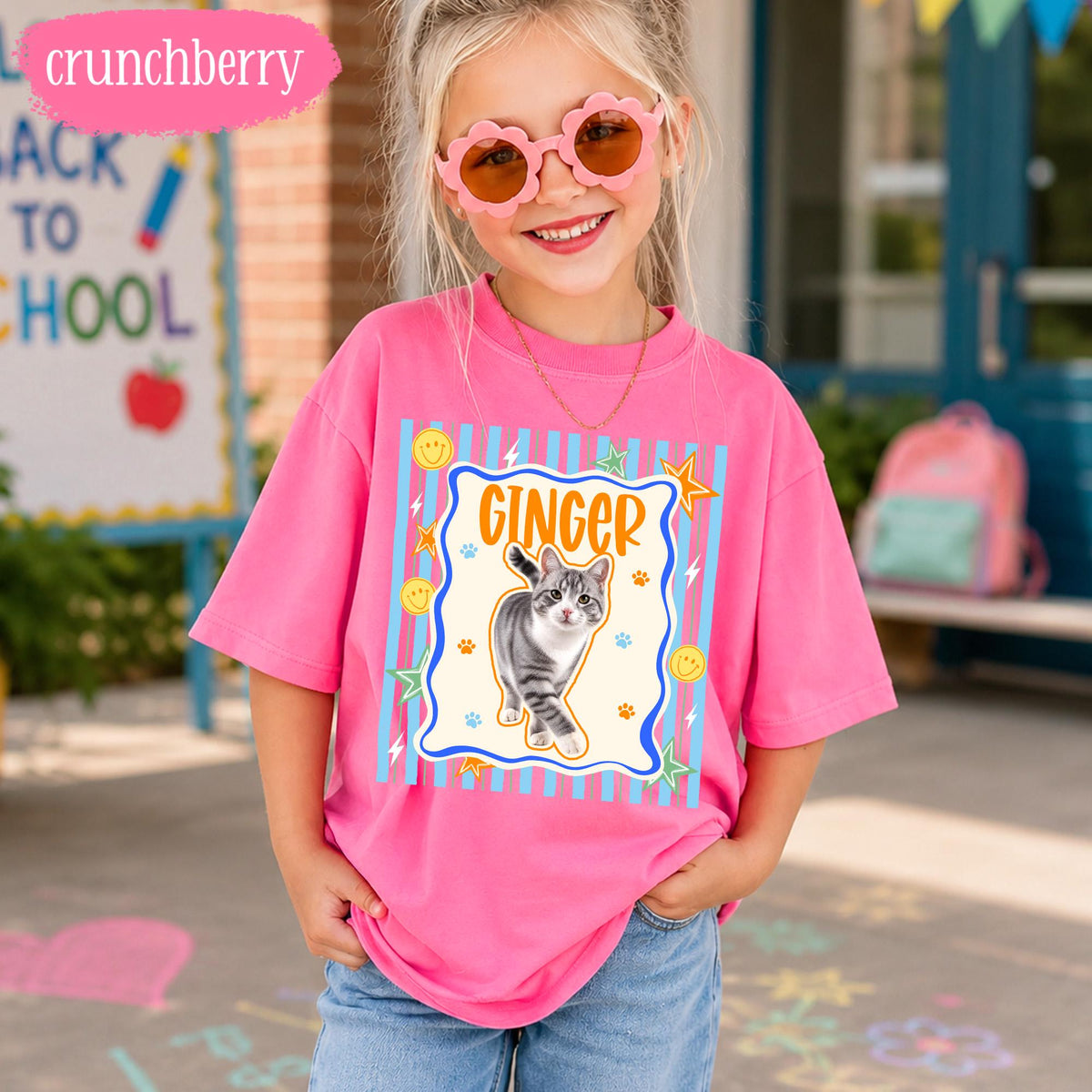 Checker Frame Pet Portrait Tee – image 8
